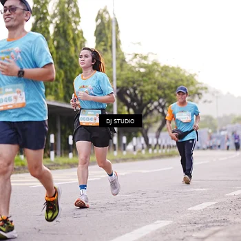 Runner Photo 8366765