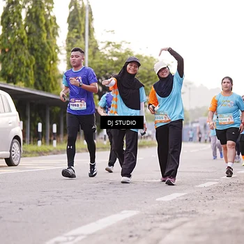 Runner Photo 8366812