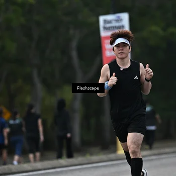 Runner Photo 8366814