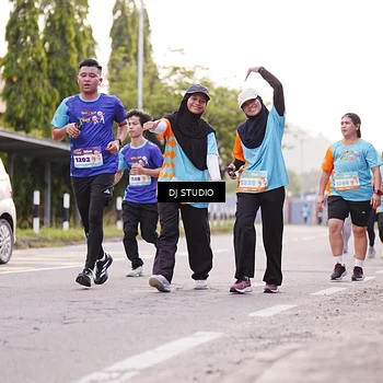 Runner Photo 8366821