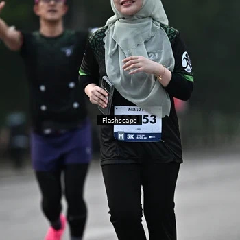 Runner Photo 8366844