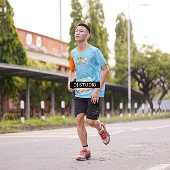 Runner Photo 8366885