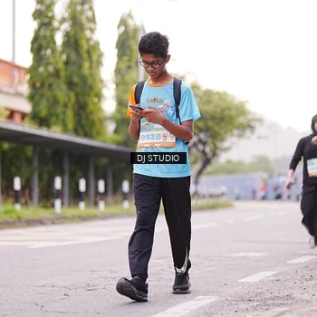Runner Photo 8366896