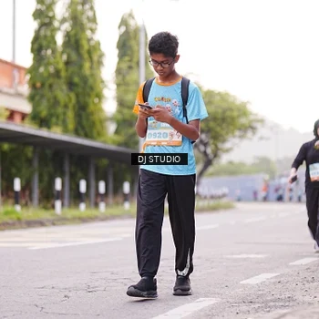 Runner Photo 8366901