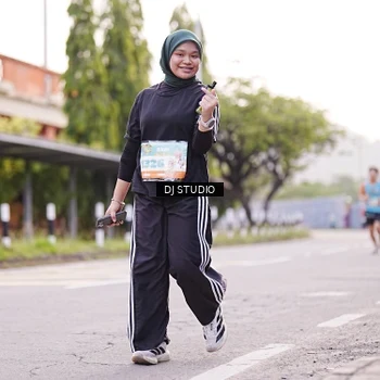 Runner Photo 8366925