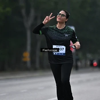 Runner Photo 8366929