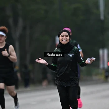 Runner Photo 8366942