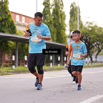 Runner Photo 8366990