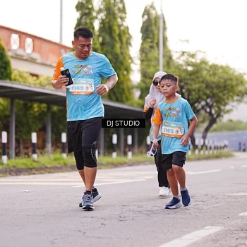 Runner Photo 8367016