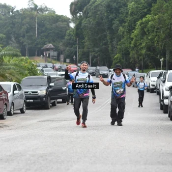 Runner Photo 8367034