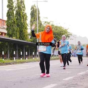 Runner Photo 8367121