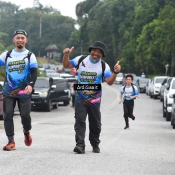 Runner Photo 8367146