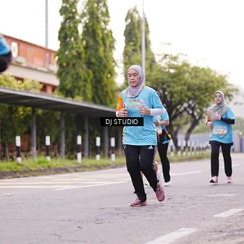 Runner Photo 8367148
