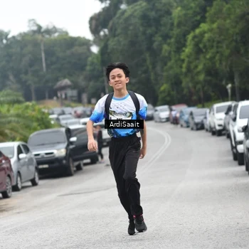 Runner Photo 8367149