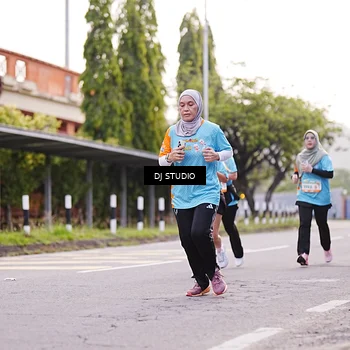 Runner Photo 8367154