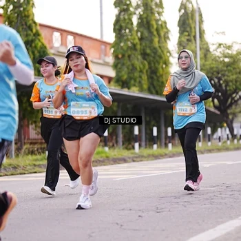 Runner Photo 8367165