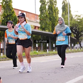 Runner Photo 8367169