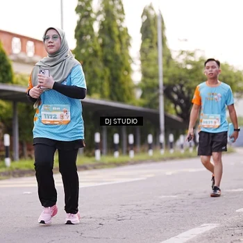 Runner Photo 8367182