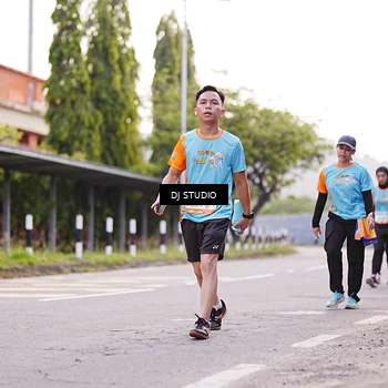 Runner Photo 8367198