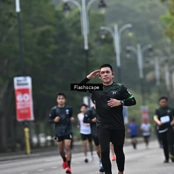 Runner Photo 8367289