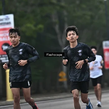 Runner Photo 8367295
