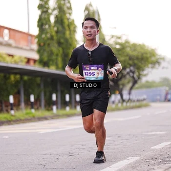 Runner Photo 8367424