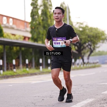 Runner Photo 8367431