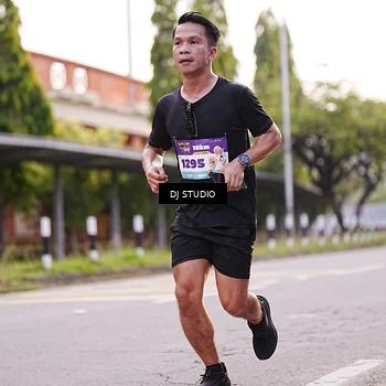 Runner Photo 8367435