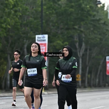 Runner Photo 8367463