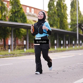 Runner Photo 8367496