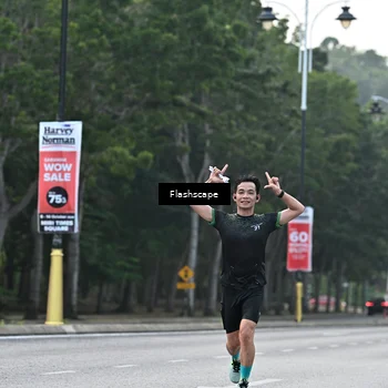 Runner Photo 8367551