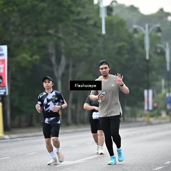 Runner Photo 8367623