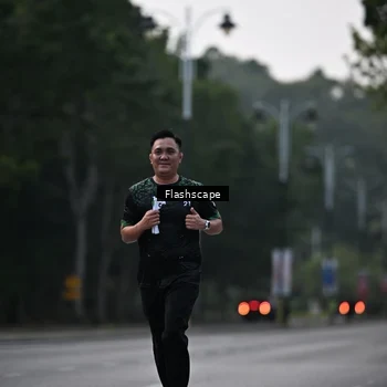Runner Photo 8367729
