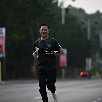 Runner Photo 8367736