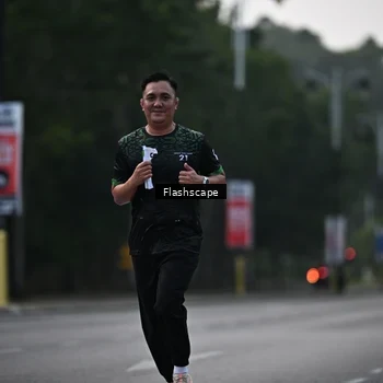 Runner Photo 8367799