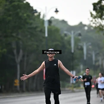 Runner Photo 8368063