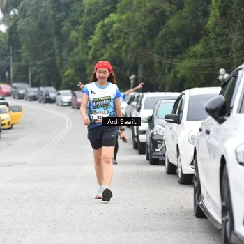 Runner Photo 8368075