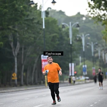 Runner Photo 8368215