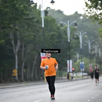 Runner Photo 8368223