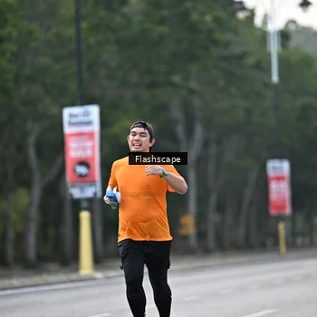 Runner Photo 8368250