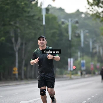 Runner Photo 8368302