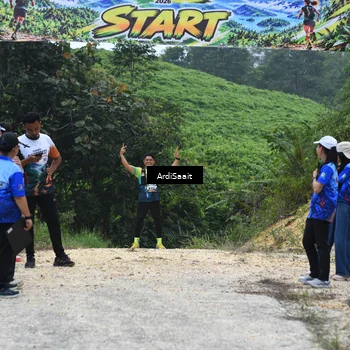 Runner Photo 8368335