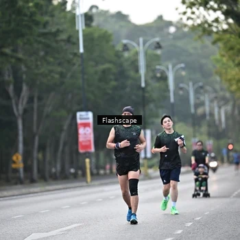 Runner Photo 8368426