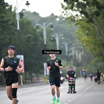 Runner Photo 8368432