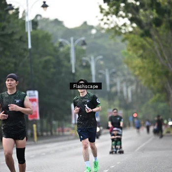 Runner Photo 8368433