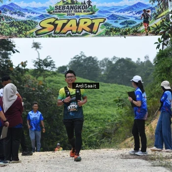 Runner Photo 8368452