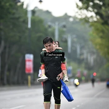Runner Photo 8368541