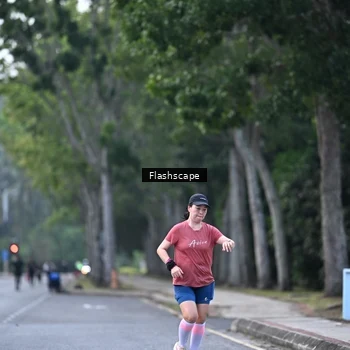 Runner Photo 8368636