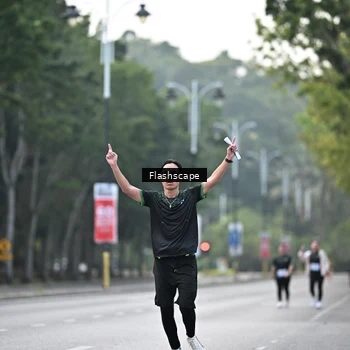 Runner Photo 8368712