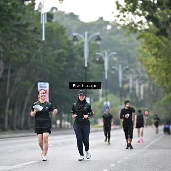 Runner Photo 8368789
